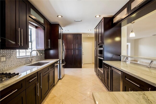 Building Photo - 1400 Stillwater Dr