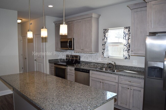 Building Photo - 1 Worden Pl