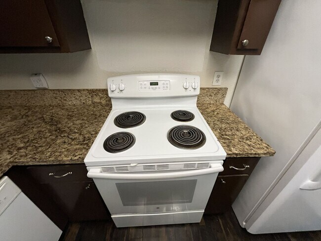 Building Photo - SAC T 4945