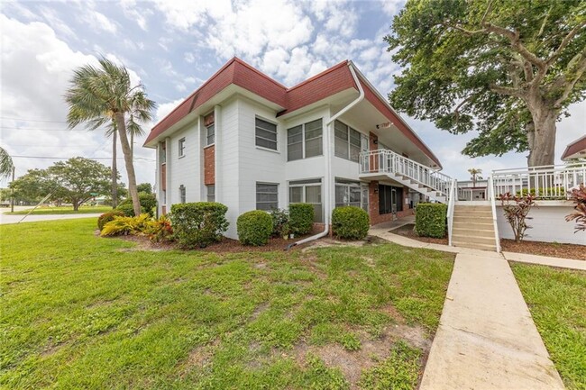 Building Photo - 3460 32nd Ave N