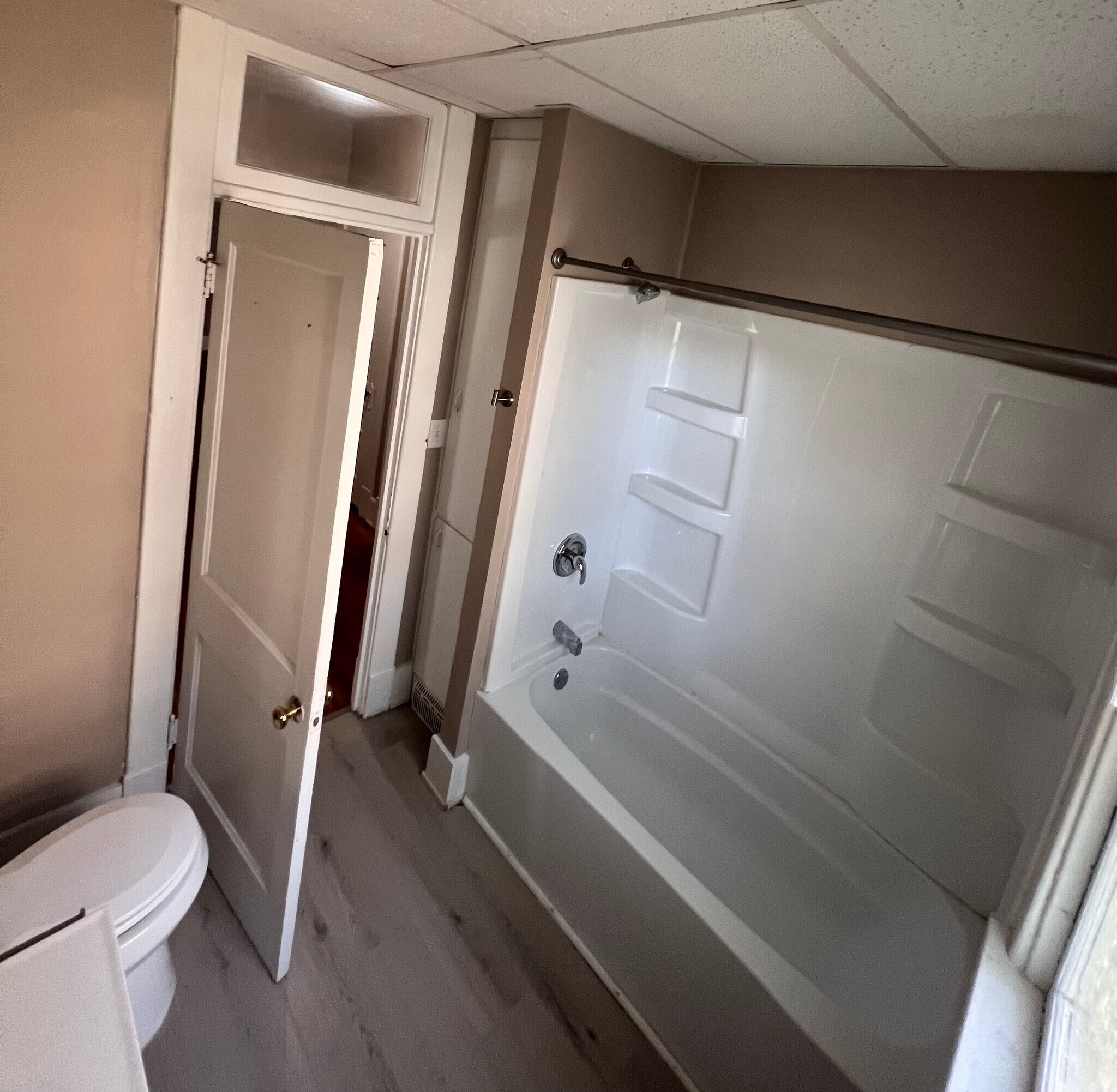 Bathroom - 1019 S 17th St