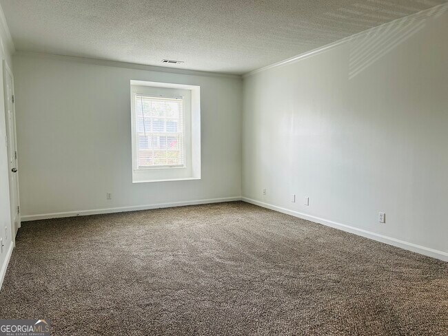 Building Photo - 207 Harwell Ave