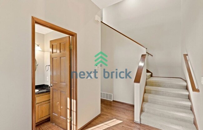 Building Photo - Beautiful 4-Bedroom Home with Spacious Yard in a Quiet Cul-de-Sac