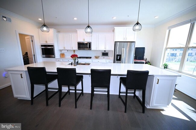 Building Photo - 5403 Woodyard Rd