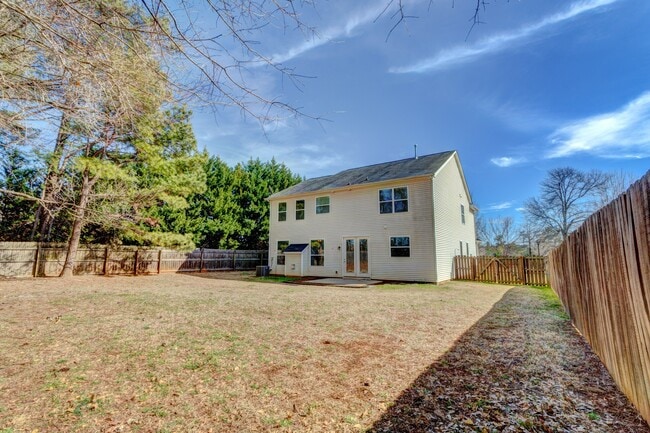 Building Photo - 2024 Middleton Farm Dr