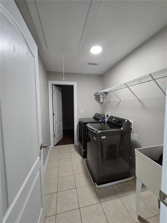 Building Photo - 3845 Dalwood Dr