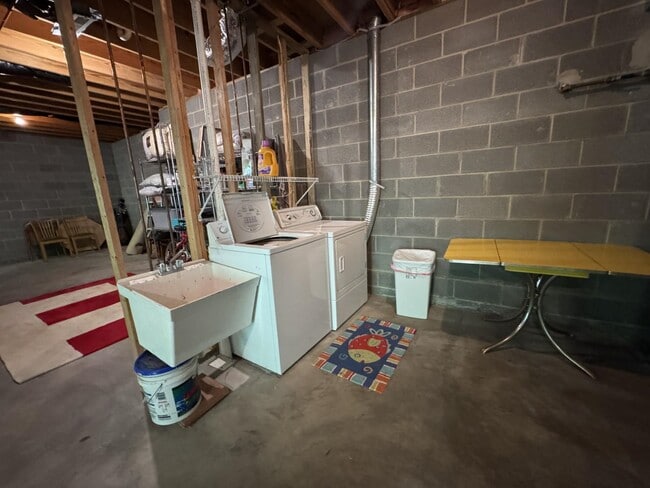 Building Photo - 5100 Trevino Dr