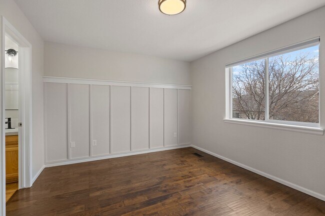 Building Photo - Move-In Ready 4 Bed, 3.5 Bath Home in Prime Loveland Location!