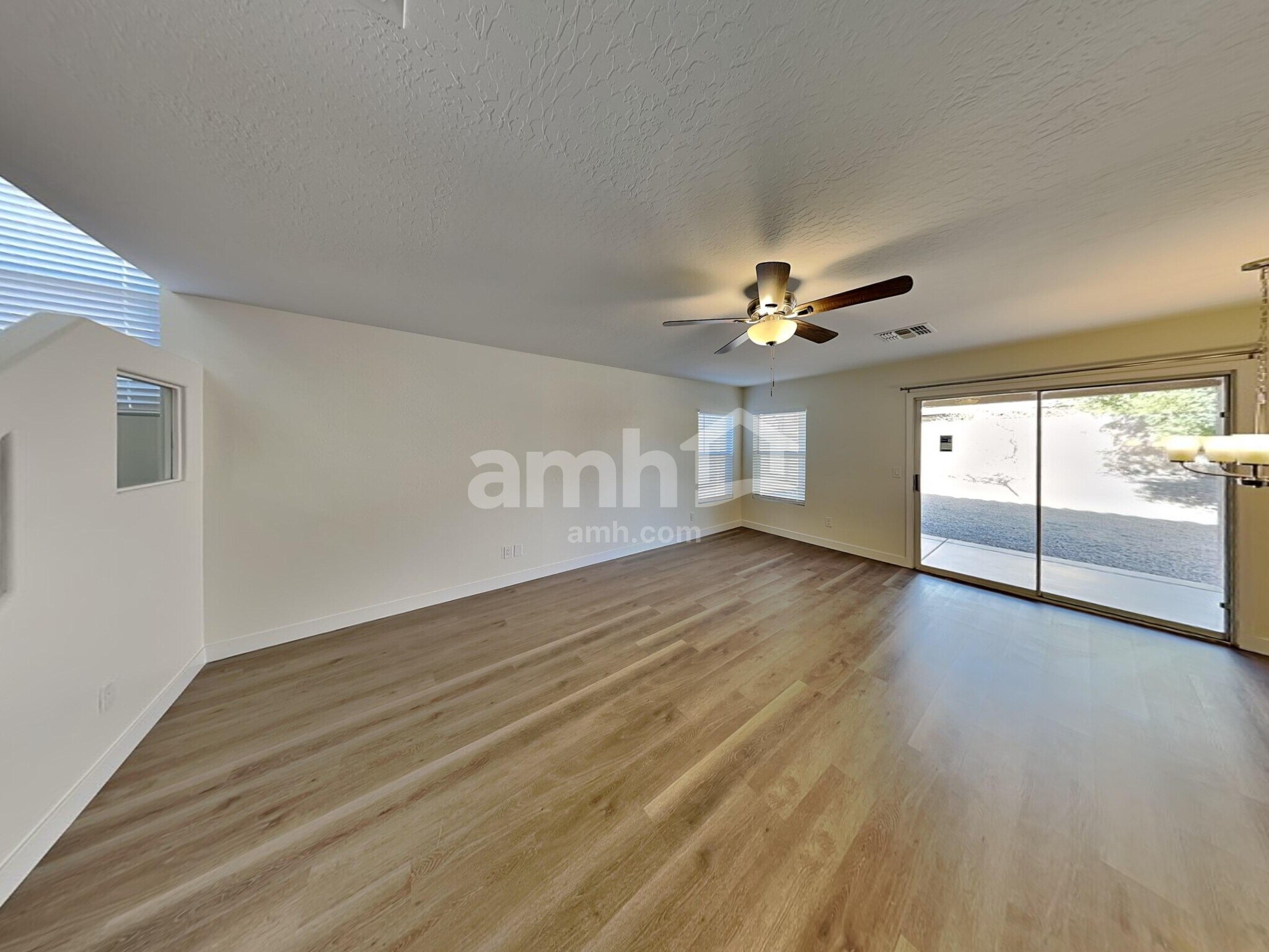 Building Photo - 22428 W Solano Dr