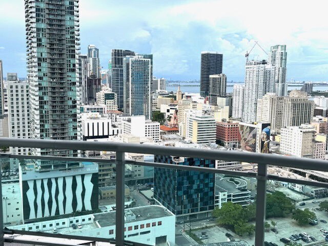 Building Photo - 350 S Miami Ave