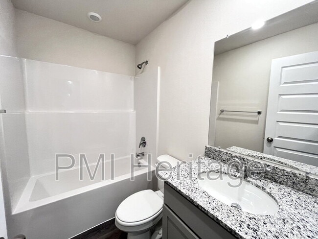 Building Photo - 2721 Elliott St