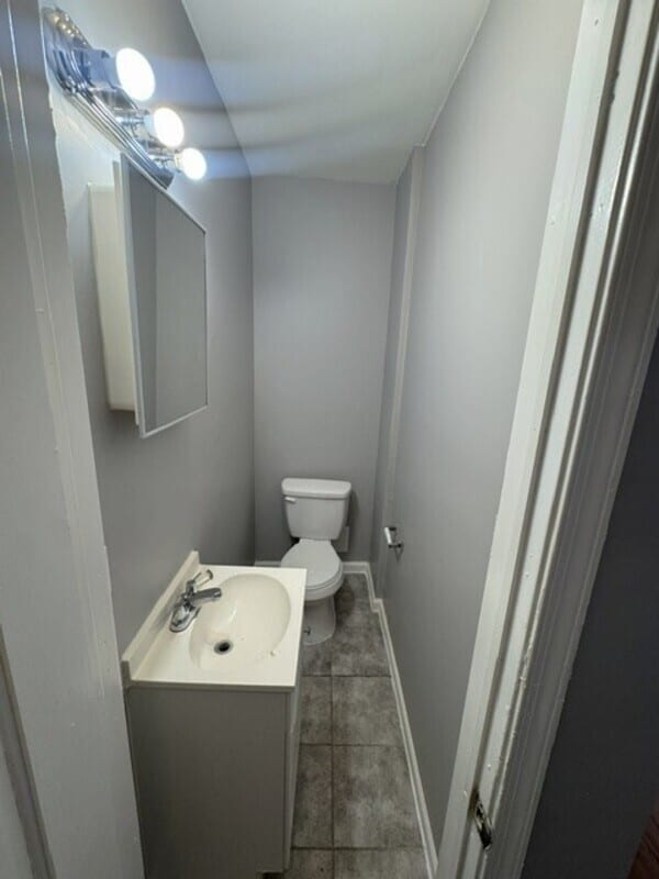 Building Photo - 2101 Chelsea Terrace