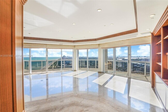 Building Photo - 9601 Collins Ave