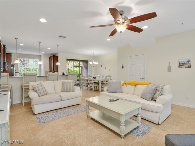 Building Photo - 23421 Alamanda Dr