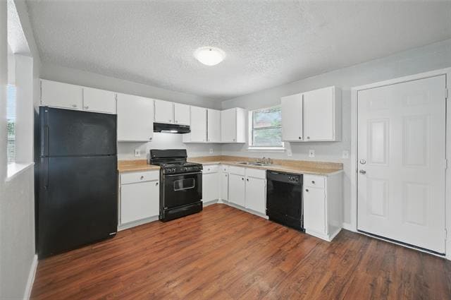 Building Photo - 3048 Tudor Ln