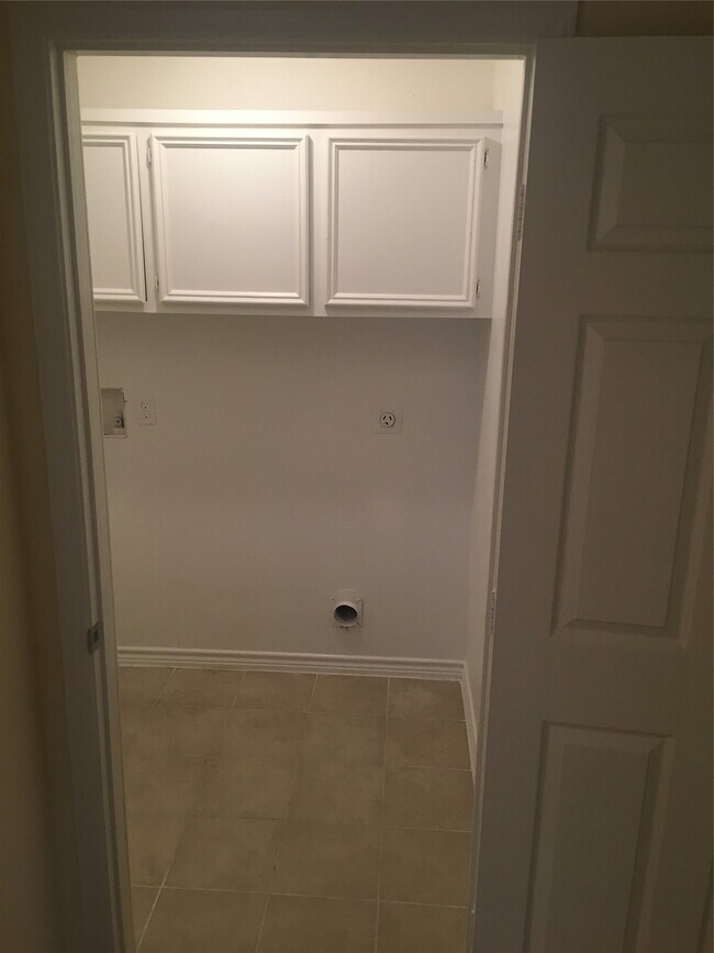 Building Photo - 10642 Logger Pines Trail