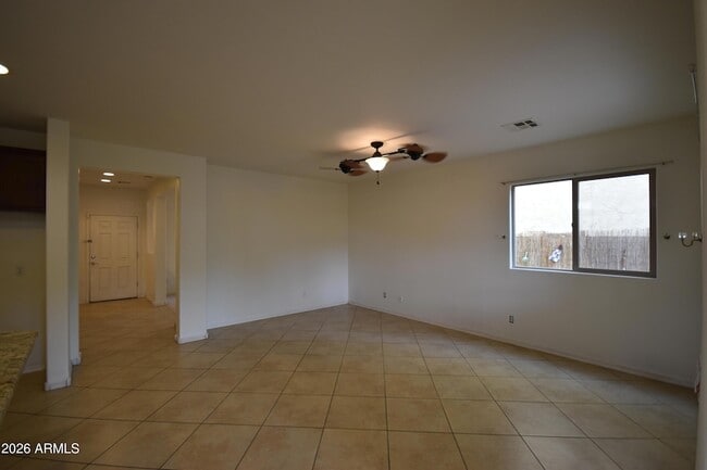 Building Photo - 7117 N 73rd Dr