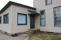 Building Photo - 112-3 Van Buren