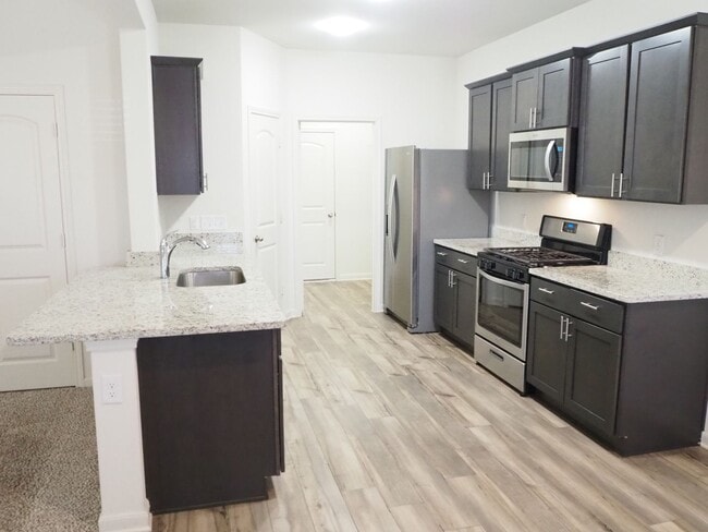 Building Photo - 13832 Musselshell Dr
