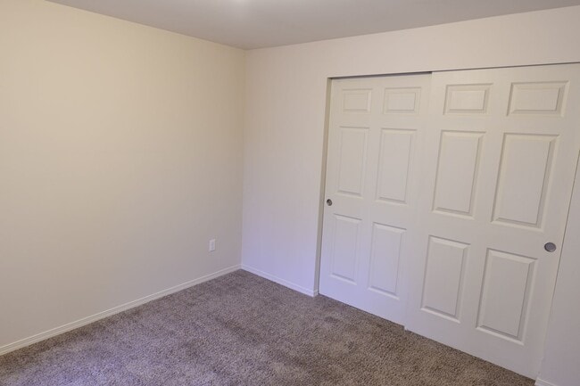 Building Photo - 51325 Mitts Way