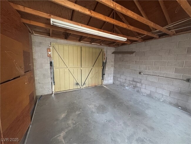 Building Photo - 1336 Darmak Dr