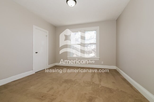 Building Photo - 2049 Florence Blvd