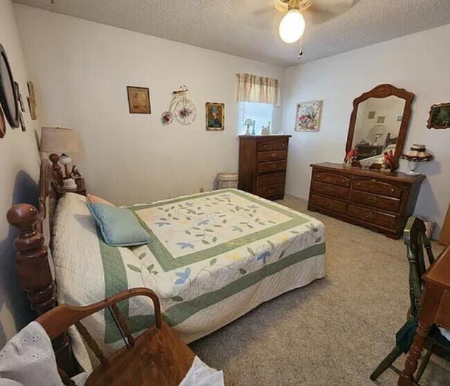 Building Photo - 2022 S High St