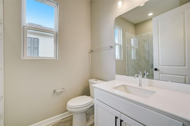 Building Photo - 1016 Griffon Ave