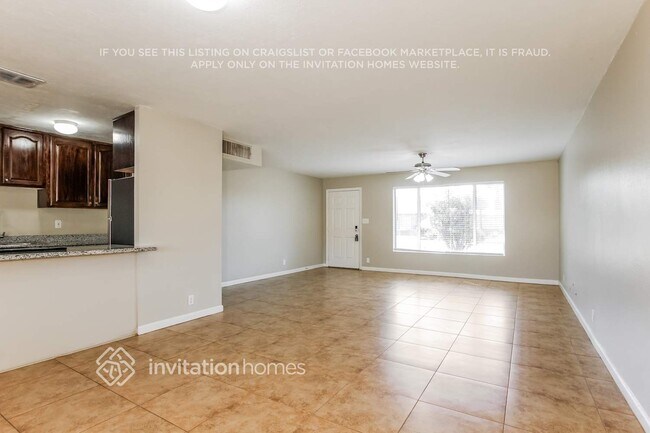 Building Photo - 4214 W Stella Ln