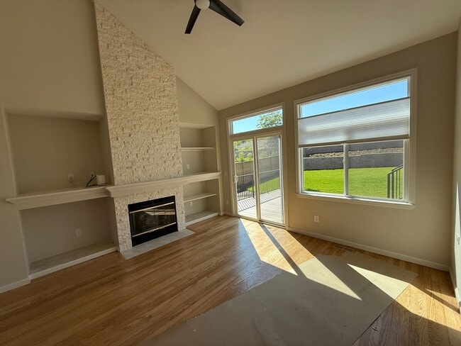 Building Photo - 818 Spyglass Cir