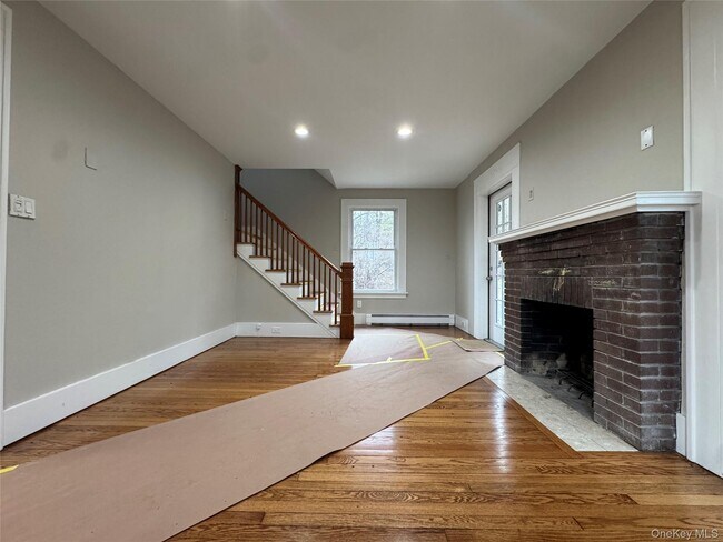 Building Photo - 157 NY-17M