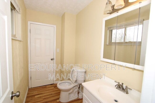 Building Photo - 3842 Otis Dr