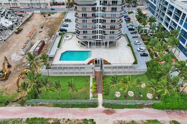 Building Photo - 6767 Collins Ave