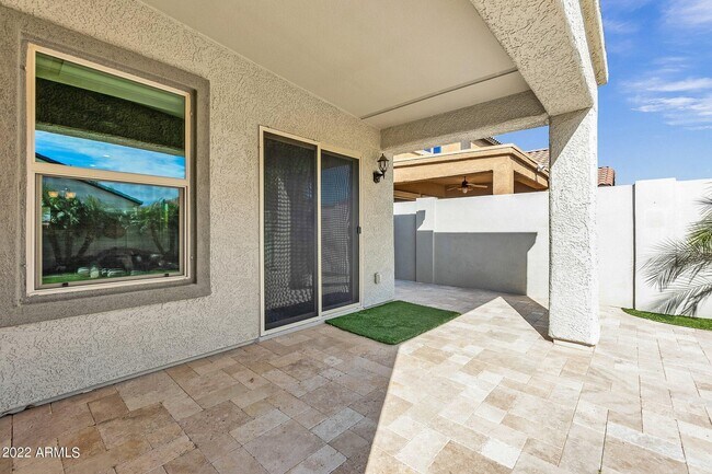 Building Photo - 10807 W El Cortez Pl