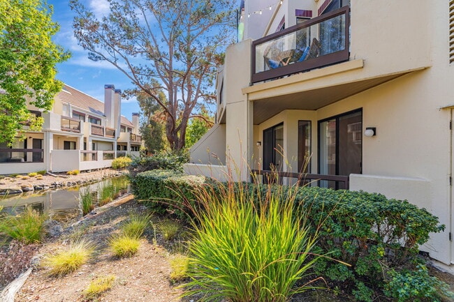 Building Photo - 103 Shorebird Cir