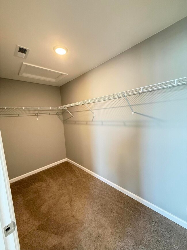 Building Photo - 110 Landry Ln