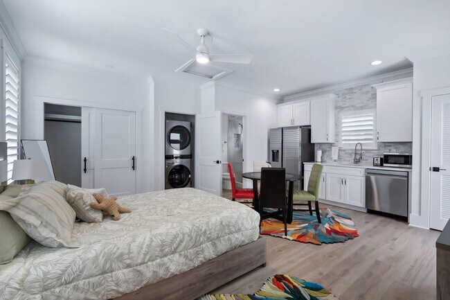 Building Photo - 5484 3rd St