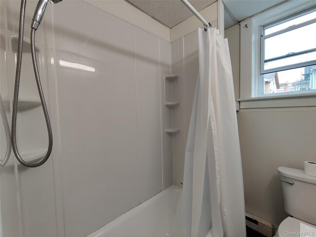 Building Photo - 98 Montgomery St