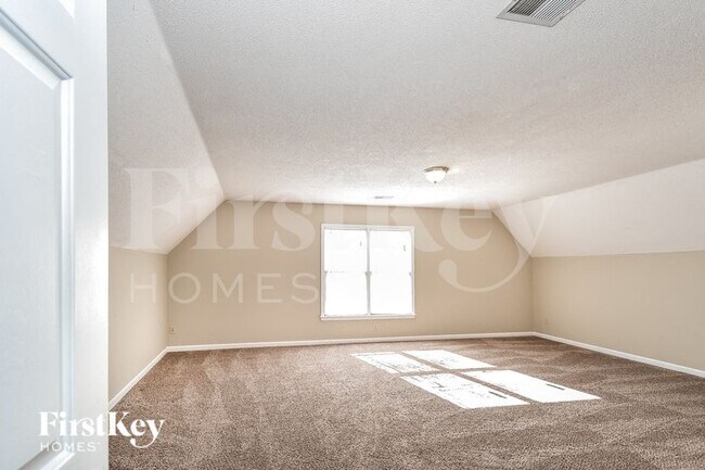 Building Photo - 10515 Trailmont Ln