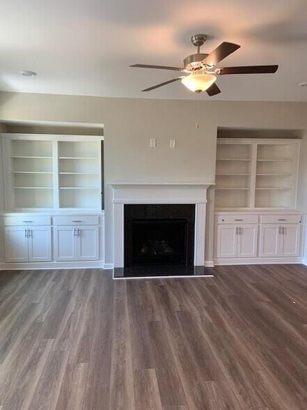 Building Photo - 4225 Essex Pond Wy