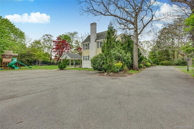 Building Photo - 105 Everit Ave