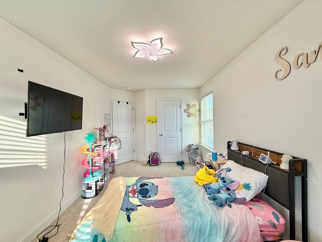 Building Photo - Newly Built 3BD, 2.5BA End Unit Zebulon Townhome in an HOA Community with Premier Amenities