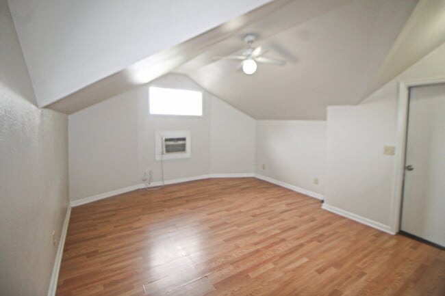 Building Photo - 232 Cornell Ave