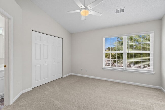 Building Photo - 3574 Evergreen Way