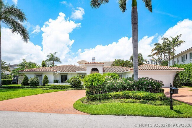 Building Photo - 1251 Thatch Palm Dr