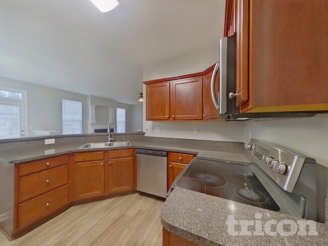 Building Photo - 510 Rook Rd