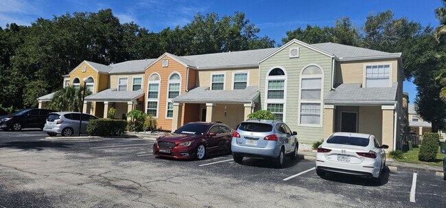 Building Photo - SUMMERFIELD TWNH