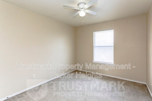 Building Photo - 1708 Windward Dr