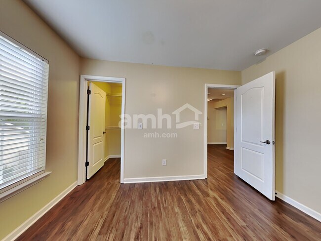 Building Photo - 711 Professor Dr