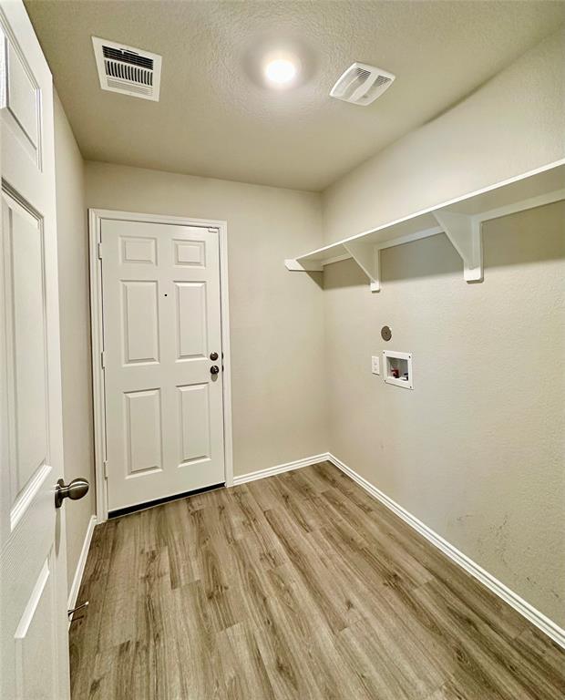 Building Photo - 335 Cumberland Forest Dr